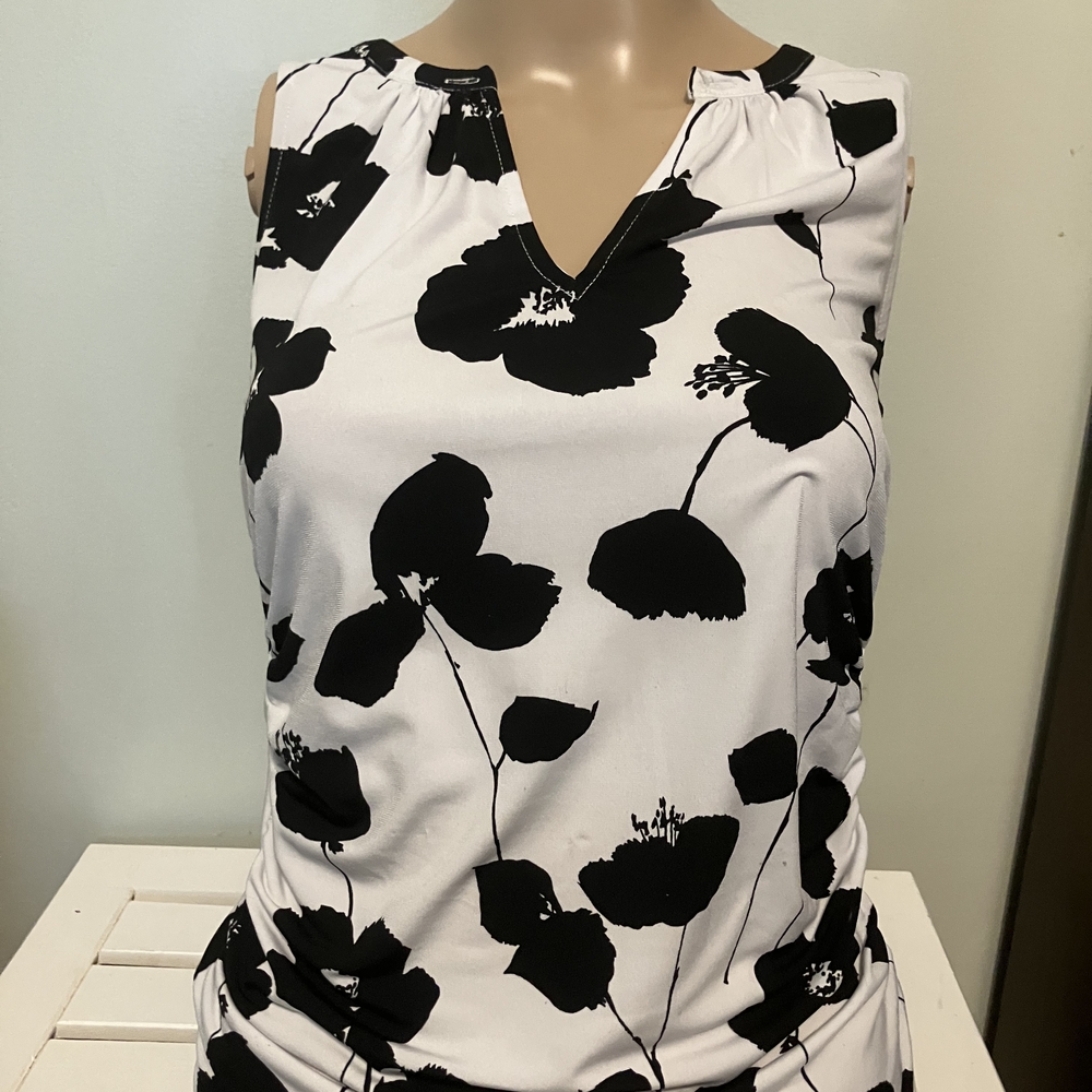 Avenue Black and White Floral Blouse